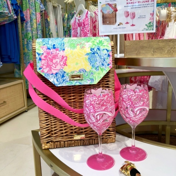 Lilly Pulitzer Other - NEW Lilly Pulitzer Wine Basket Cheek to Cheek